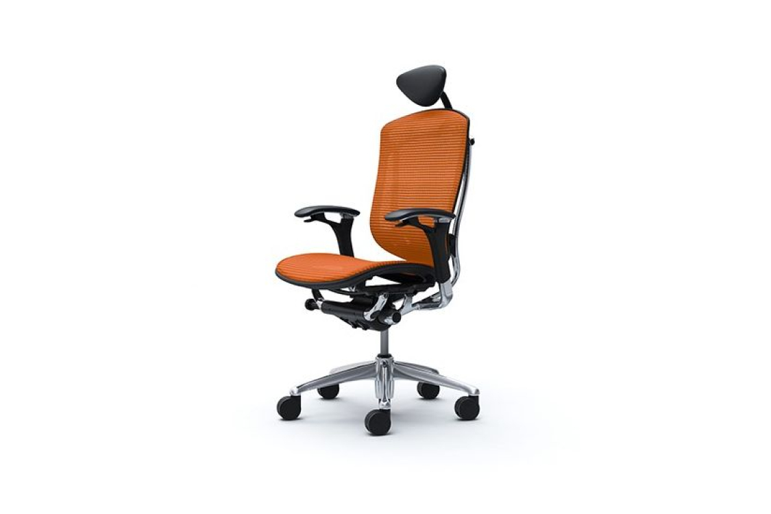 Кресло руководителя с подголовником Small Contessa Okamura 